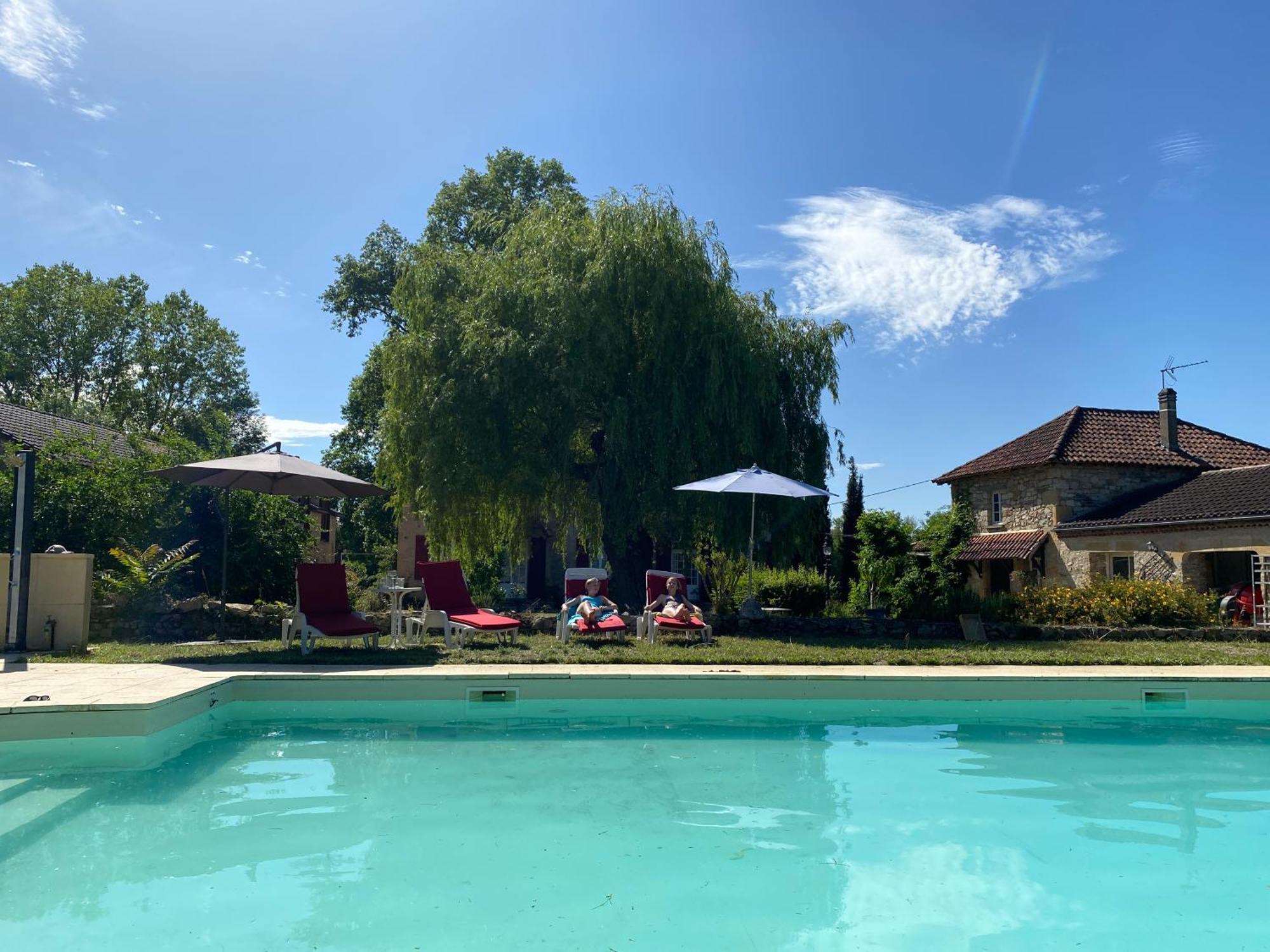 Sfeervol Vakantiehuis Op Landgoed Aan De Dordogne Prudhomat Exterior foto