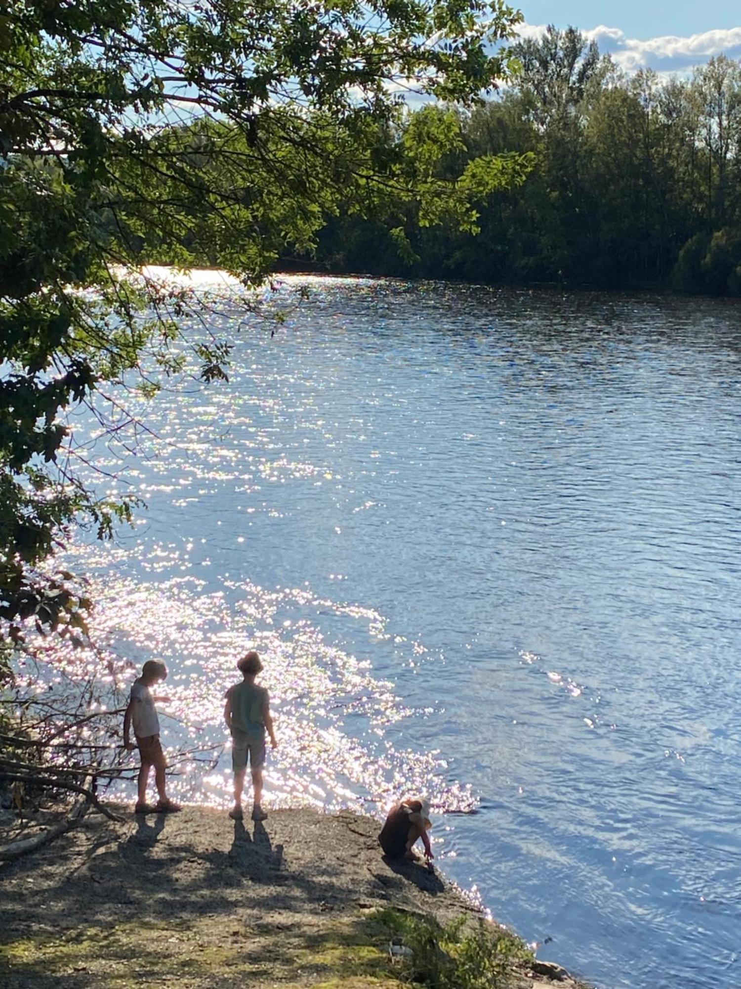 Sfeervol Vakantiehuis Op Landgoed Aan De Dordogne Prudhomat Exterior foto