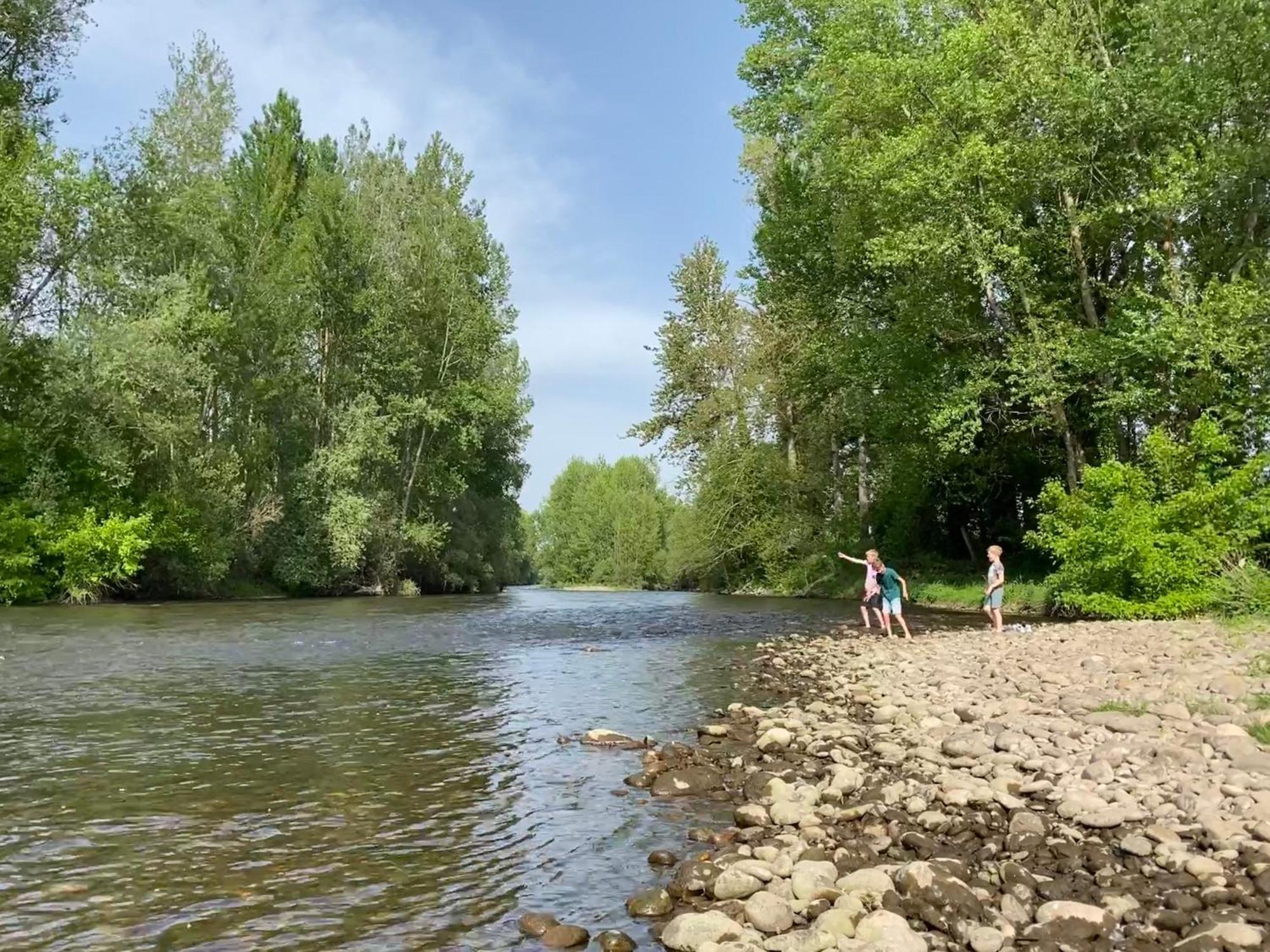 Sfeervol Vakantiehuis Op Landgoed Aan De Dordogne Prudhomat Exterior foto